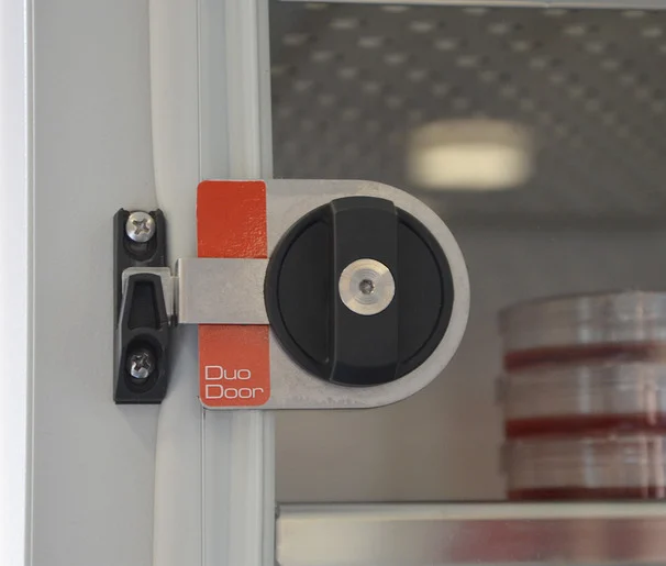 Modelo CBF170 | Incubadora de CO₂ con Esterilización por Aire Caliente y Regulación de la Humedad - Imagen 9